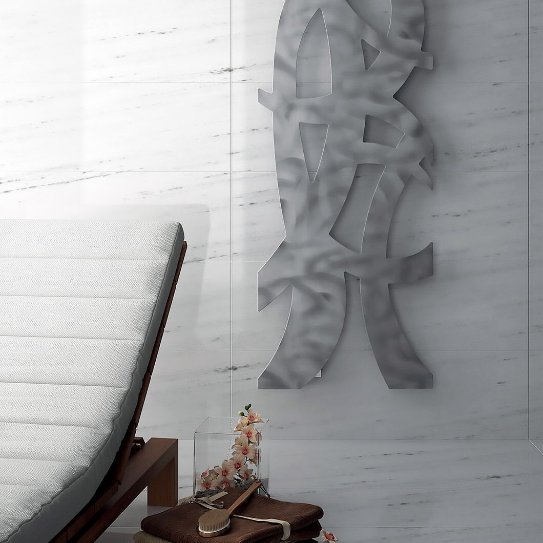 Cave Adsum - Exklusive HOTECH Designheizung (1800 x 600mm) mit Beleuchtung | Radiamo