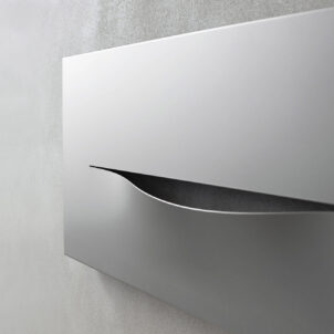 Cut Horizontal - Horizontaler CALEIDO Handtuchwärmer von Alessandro Canepa | Radiamo