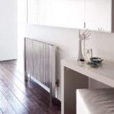 Marion - Luxuriöser AEON Heizkörper aus Edelstahl für stilvolle Wohnräume | Radiamo