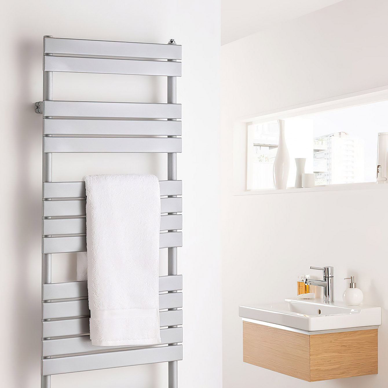 Piano Towel - Leistungsstarker Handtuchwärmer aus Stahl von Irsap | Radiamo