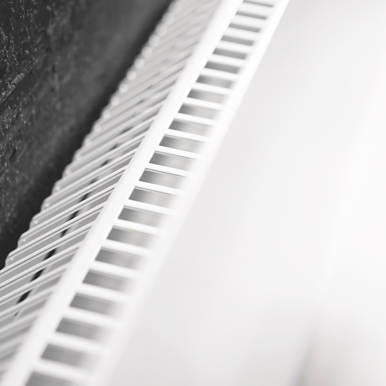 Tavola Mo - Elektrischer ANTRAX IT Konvektor (460 x 900mm) von Andrea Crosetta | Radiamo